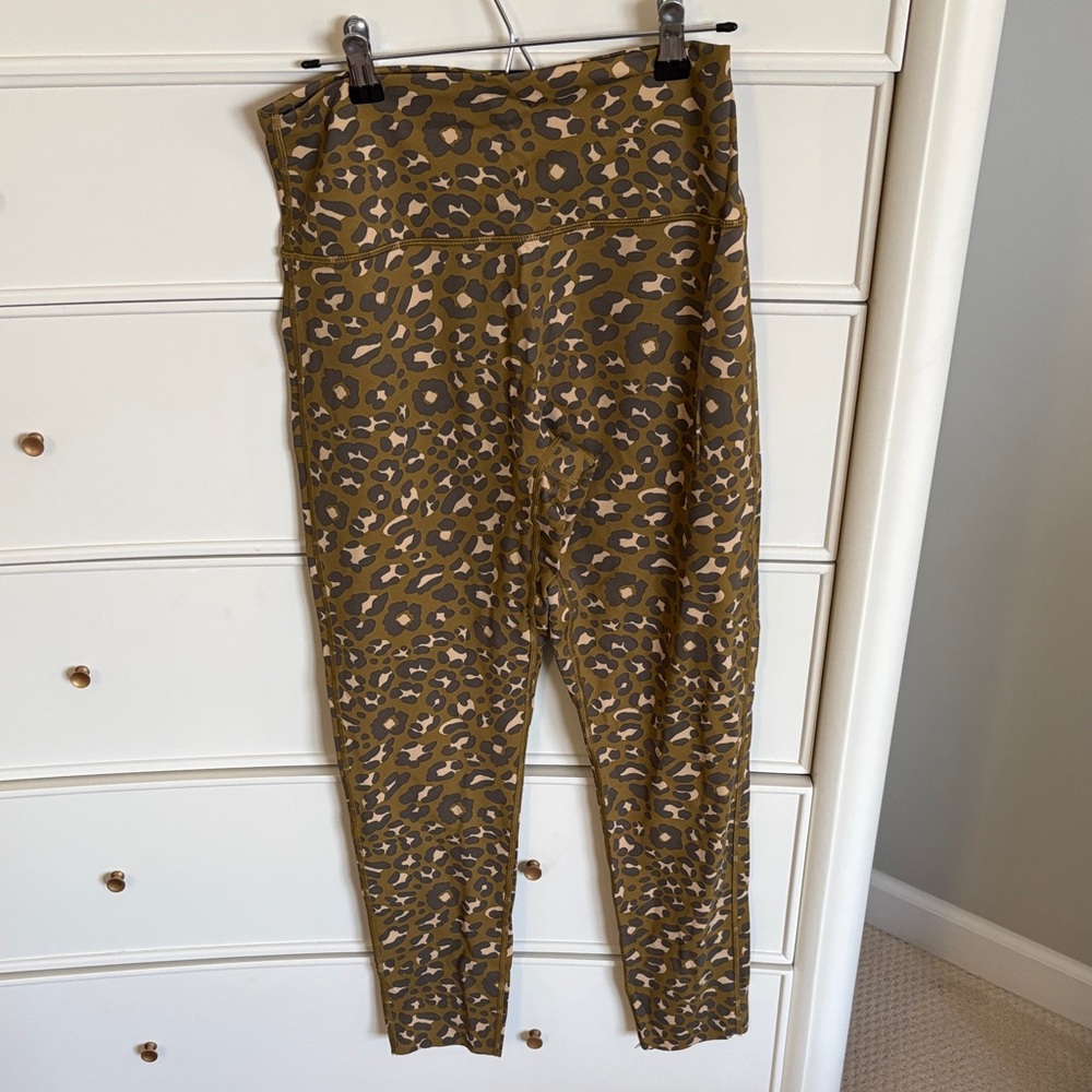 Aerie Leopard Print Leggings - Brown and Tan